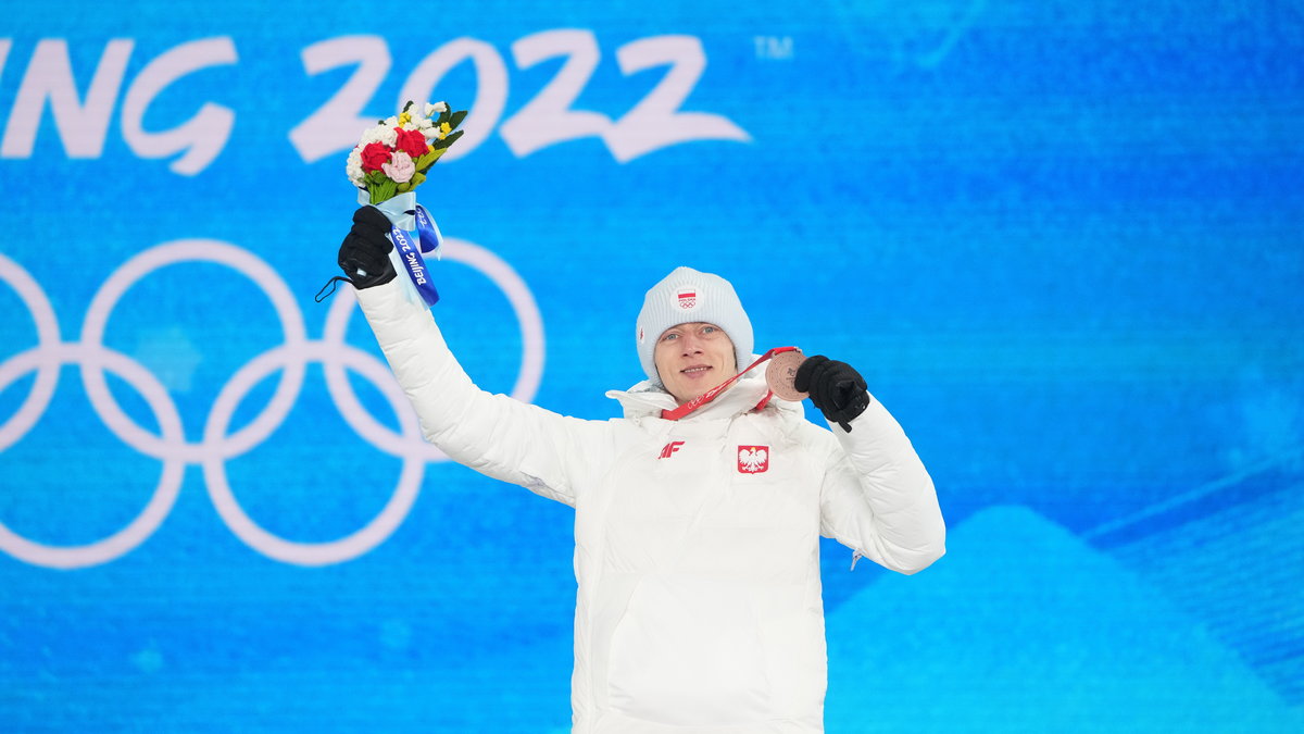 Dawid Kubacki o emeryturę olimpijską będzie mógł wystąpić najwcześniej w marcu 2030 roku, gdy skończy 40 lat.