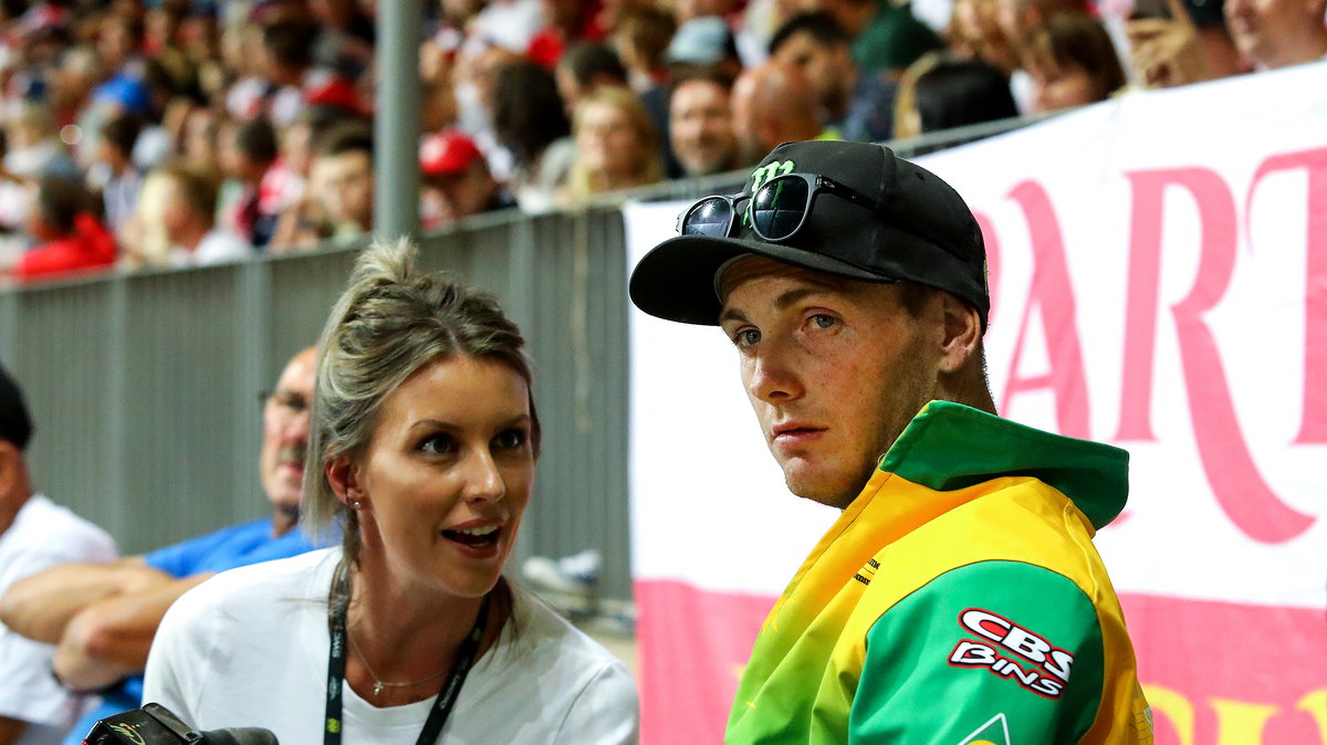 Darcy Ward wraz z żoną, Lizzie