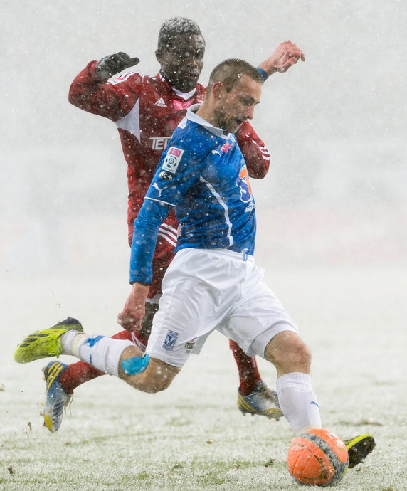 PIŁKARSKA EKSTRAKLASA LECH KONTRA WISŁA KRAKÓW