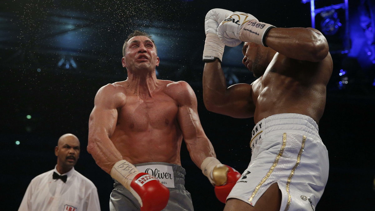 Anthony Joshua in action with Wladimir Klitschko