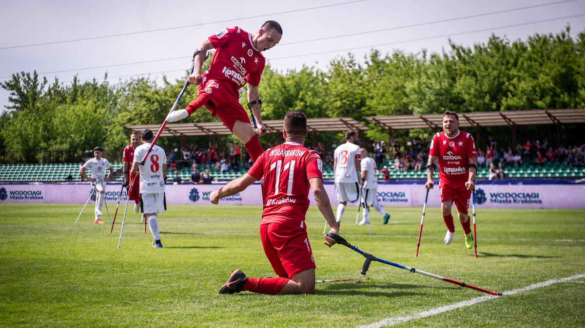 Krystian Kapłon, Kamil Grygiel i Mateusz Łubiarz (Wisła Kraków)