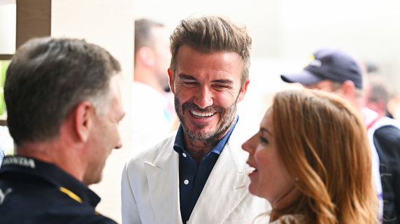 David Beckham, wokalista znana ze Spice Girls Geri Halliwell (teraz Horner) i jej mąż Christian Horner