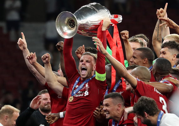 Liverpool FC z trofeum