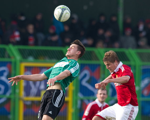 PIŁKARSKA EKSTRAKLASA GKS BEŁCHATÓW KONTRA WISŁA KRAKÓW