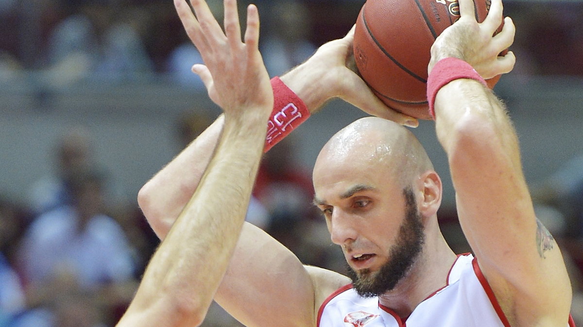 Marcin Gortat w meczu z Czarnogórą