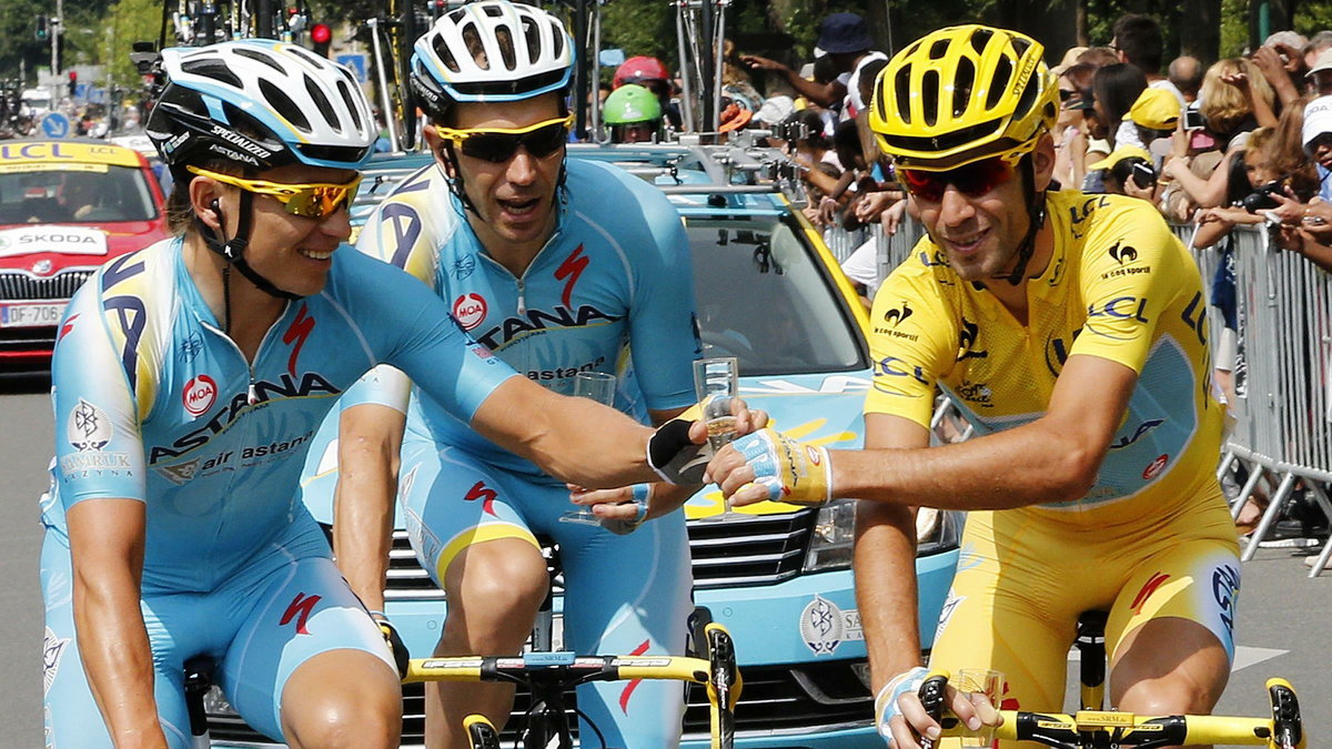 Sytuacja teamu, którego kolarzem jest zwycięzca tegorocznego Tour de France Włoch Vincenzo Nibali, była bardzo trudna. Włoska "La Gazzetta dello Sport" już kilka dni wcześniej poinformowała, że szanse Astany na pozytywną decyzję Komisji Licencyjnej są mini