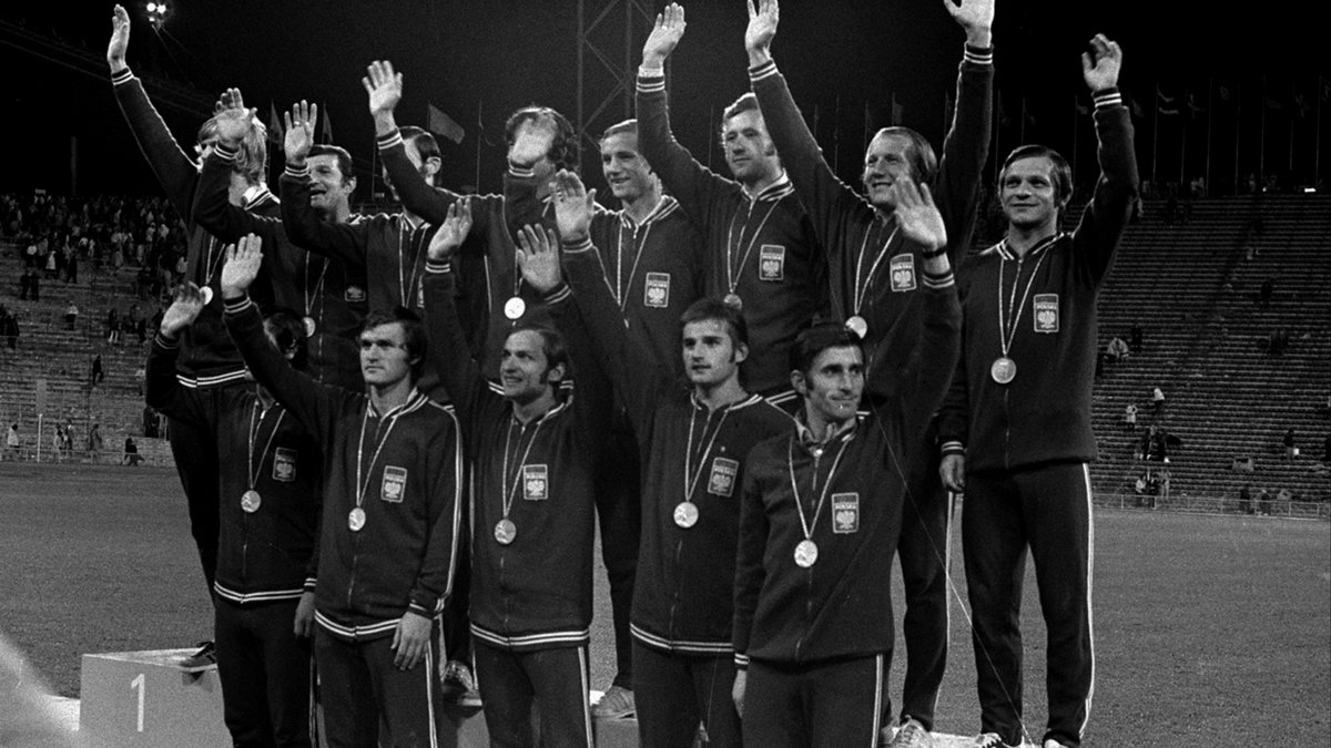 40 LAT OD ZŁOTEGO MEDALU OLIMPIJSKIEGO PIŁKARZY ARCHIW.