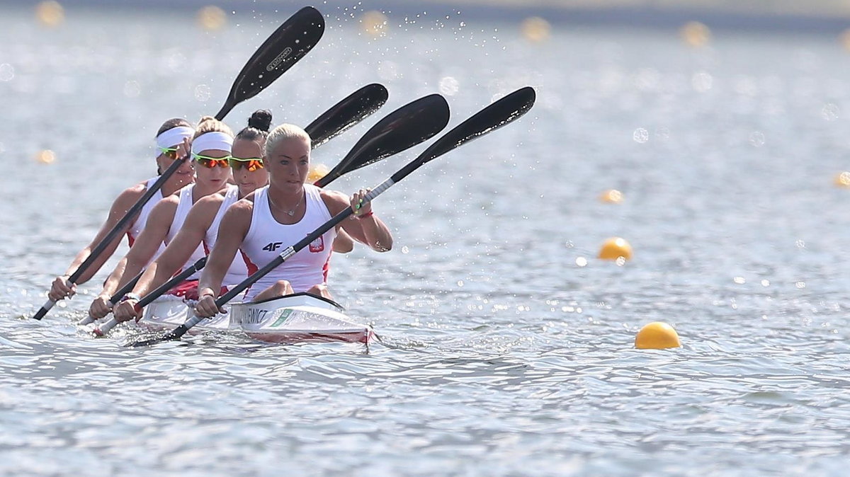 MARTA WALCZYKIEWICZ, EDYTA DZIENISZEWSKA - KIERKLA, KAROLINA NAJA, BEATA MIKOLAJCZYK