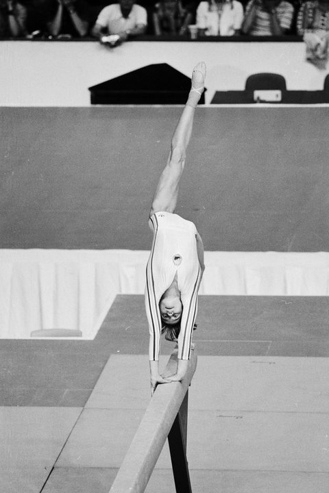 Nadia Comaneci w 1976 roku