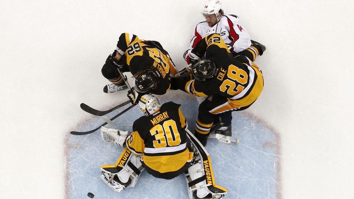 Washington Capitals v Pittsburgh Penguins - Game Four