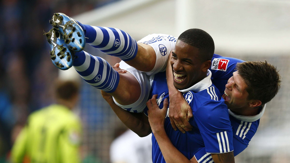 Jefferson Farfan (L)