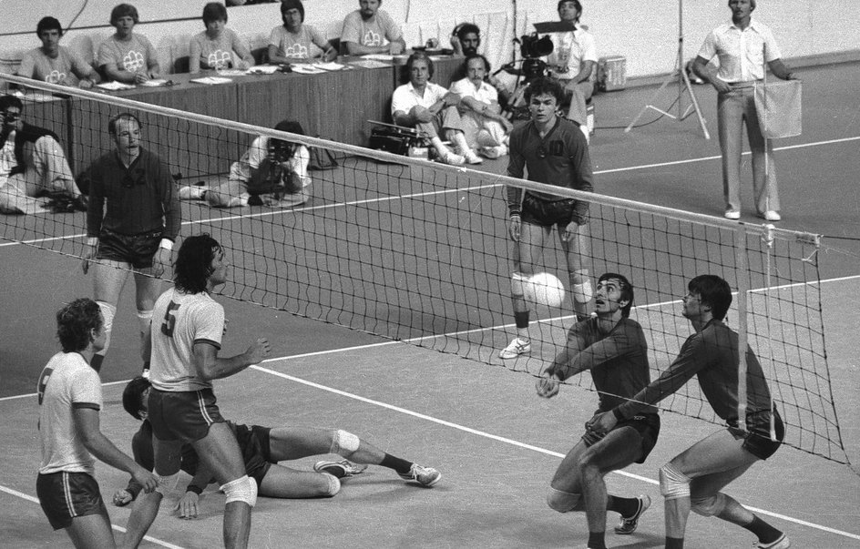 Polska - ZSRR podczas turnieju siatkarskiego na igrzyskach olimpijskich w Montrealu w 1976 r.