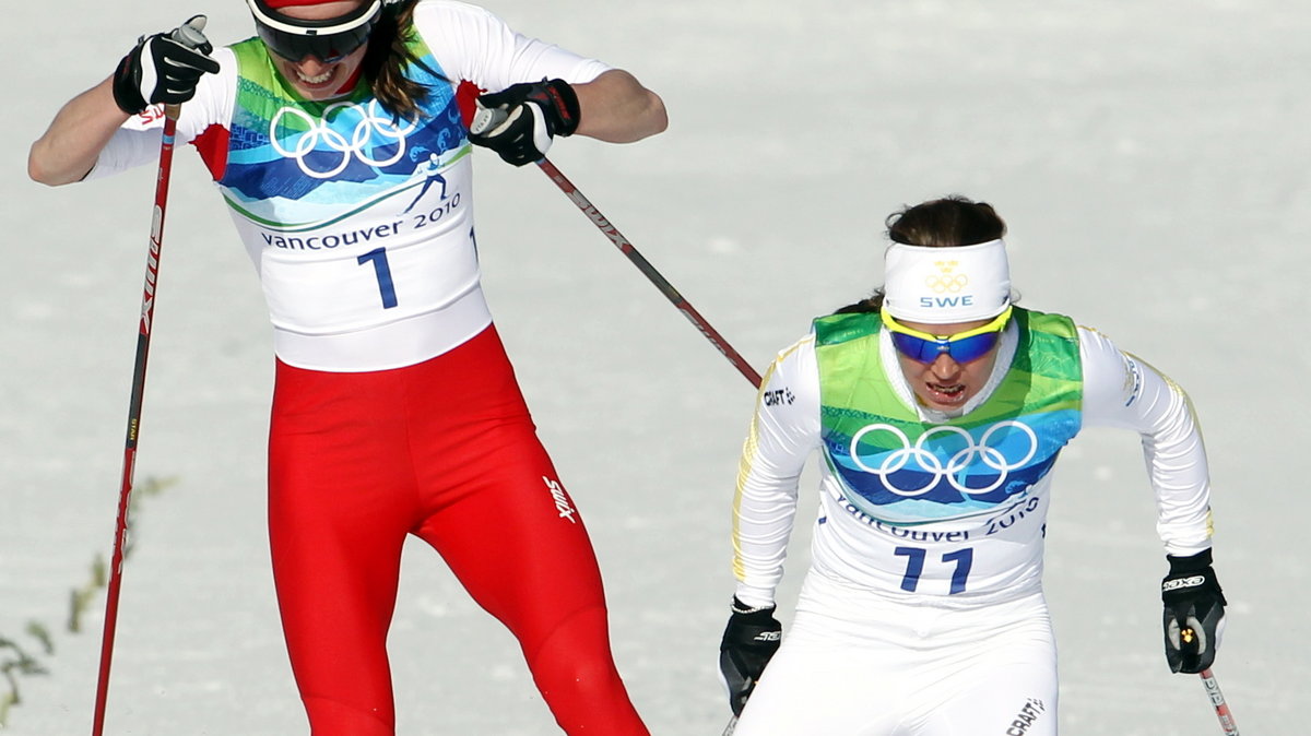 Justyna Kowalczyk (L), Anna Haag (P)