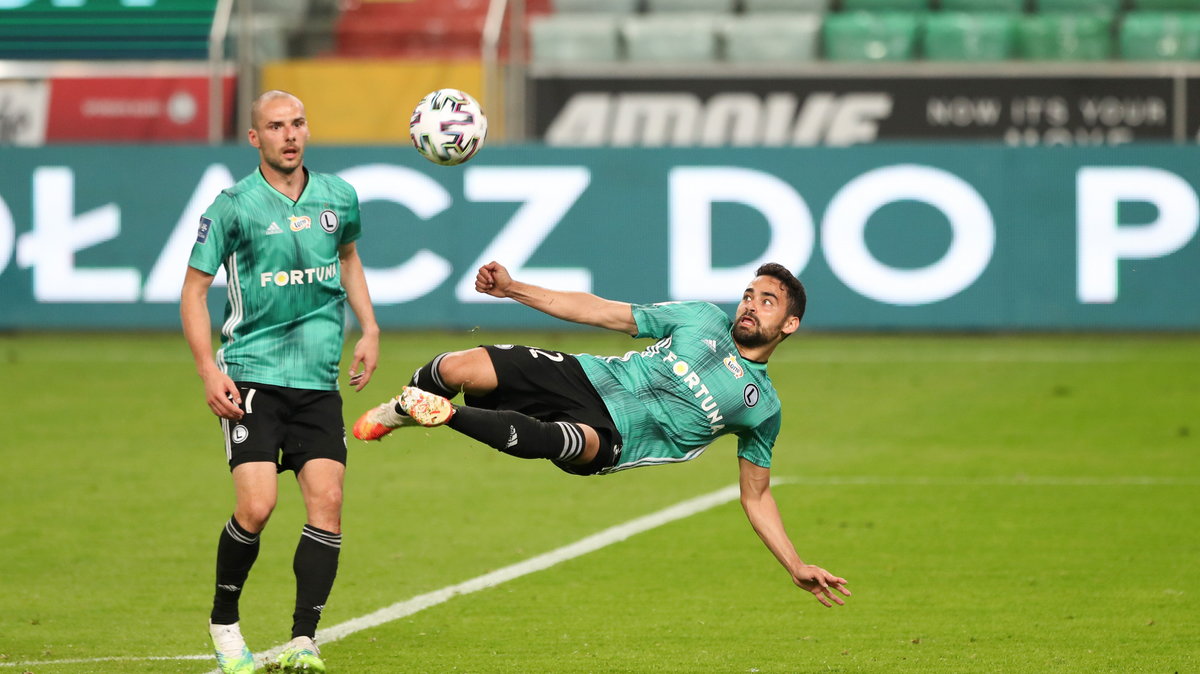 Luquinhas i Mateusz Cholewiak (Legia Warszawa)