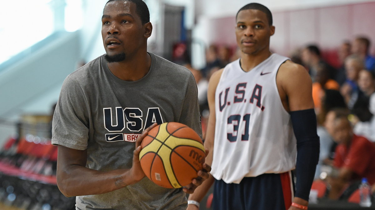 Kevin Durant (z lewej) i Russell Westbrook