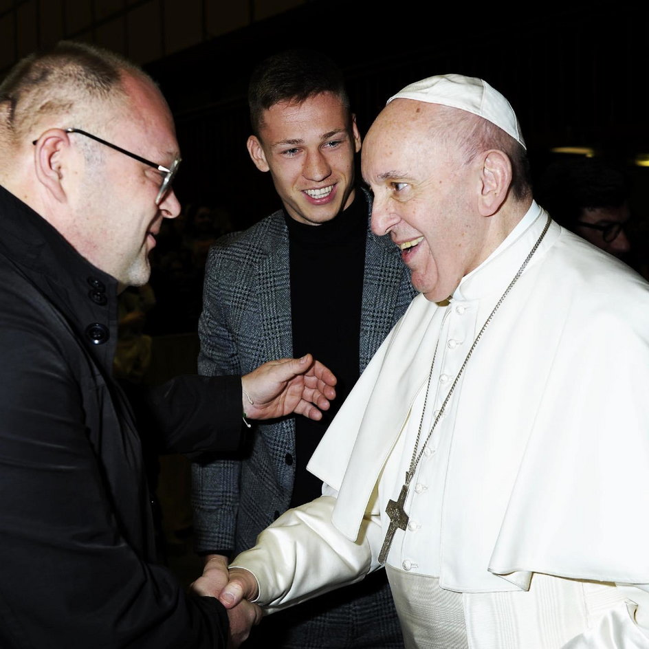 Ksiądz Krzysztof Pelczar i Alex Sobczyk spotkali się z papieżem Franciszkiem na audiencji.