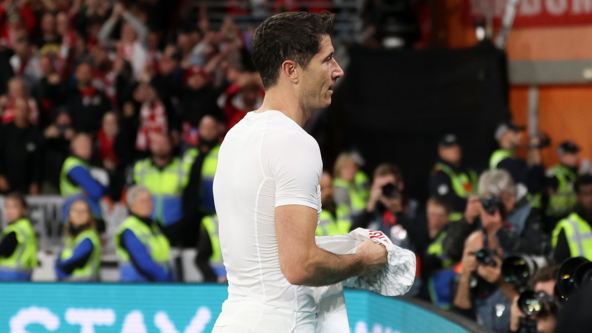 Robert Lewandowski oddał koszulkę jednemu z kibiców