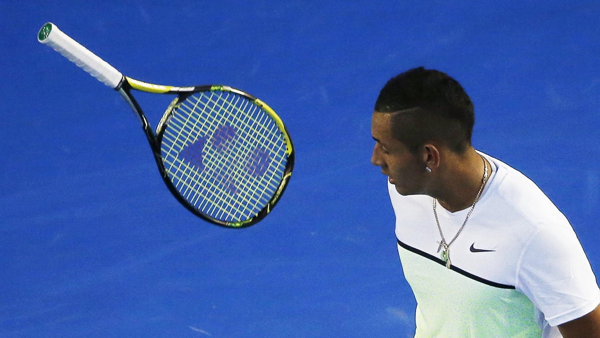 Kyrgios wypada z touru na co najmniej miesiąc