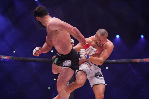 Walka Mamed Chalidow - Tomasz Narkun (fot. KSW/Sebastian Rudnicki)