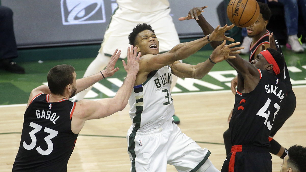 Milwaukee Bucks - Toronto Raptors