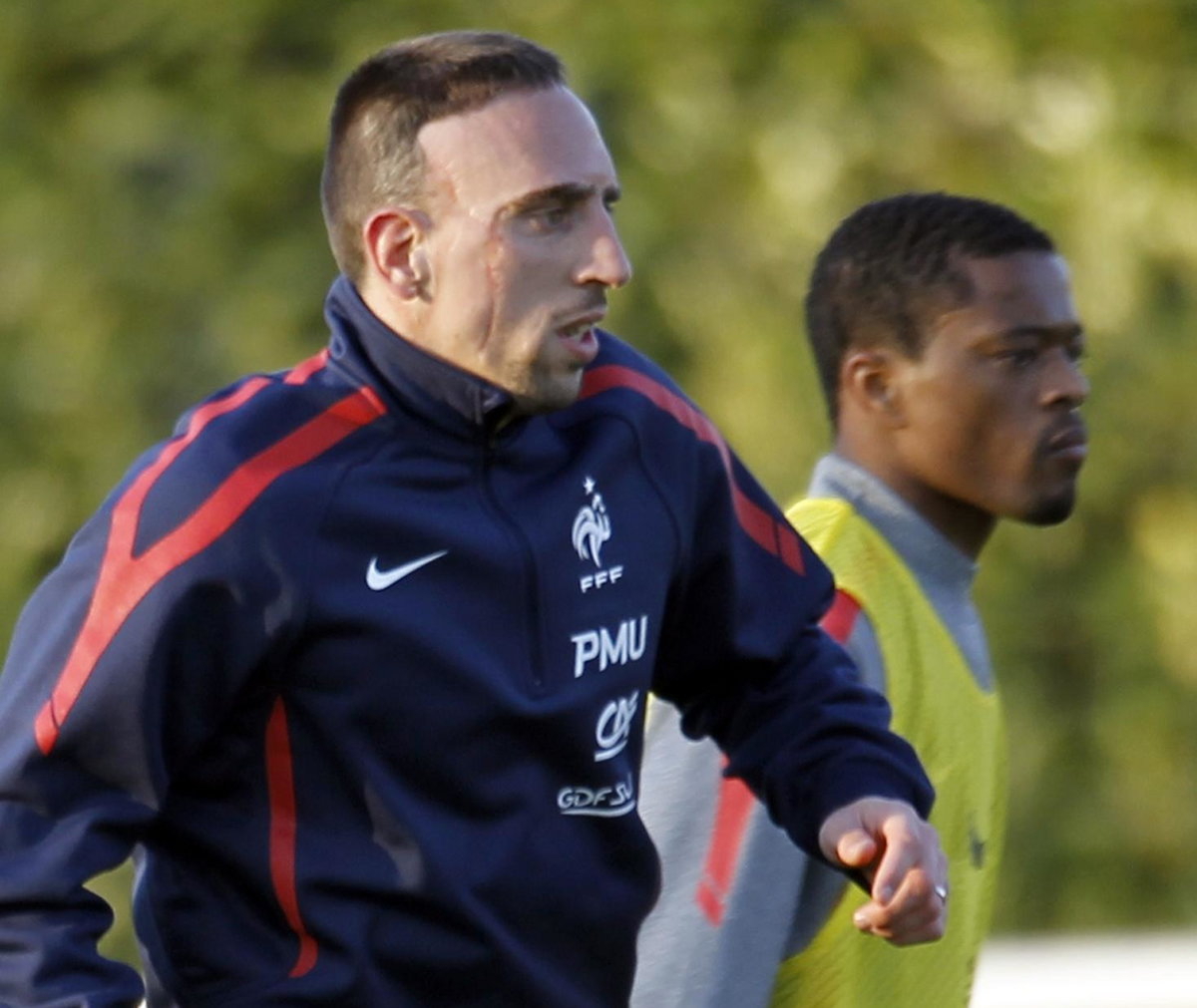 Franck Ribery (L) i Patrice Evra