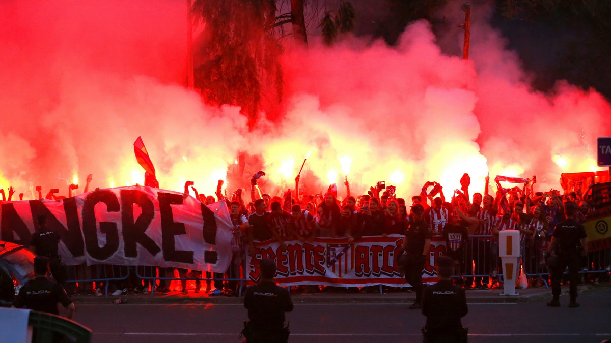 Fani Atletico przygotowali piłkarzom niesamowite powitanie