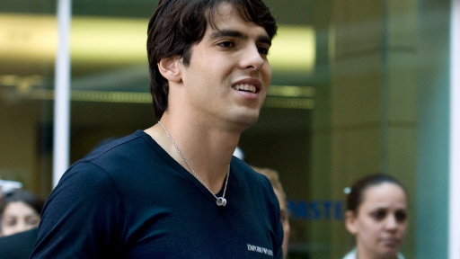 FBL-BRAZIL-MILAN-KAKA-SURGERY