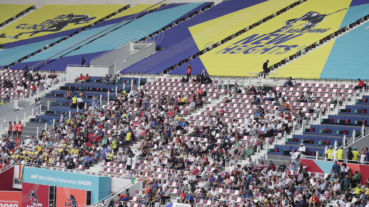 Trybuny Stadionu Chalifa