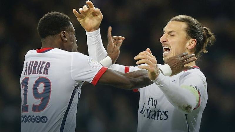 Serge Aurier i Zlatan Ibrahimović, fot. AFP