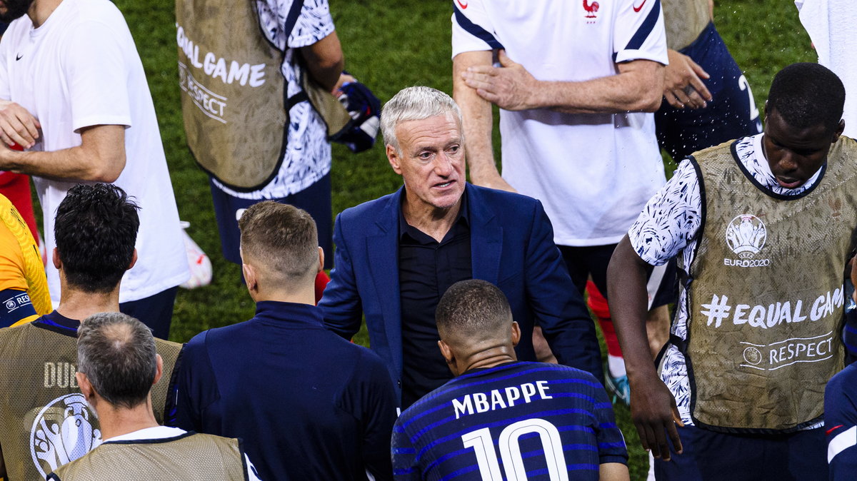 Didier Deschamps w trakcie spotkania ze Szwajcarią