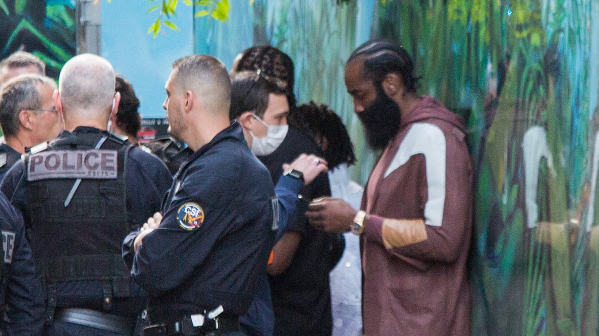 James Harden został zatrzymany przez paryską policję