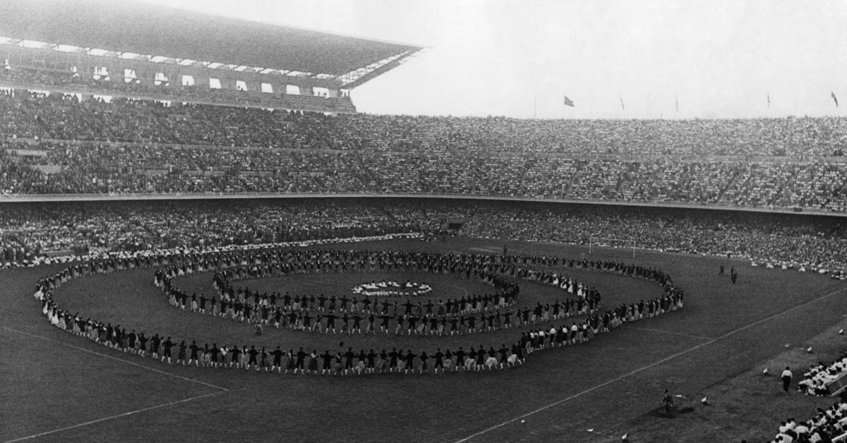 Polacy polecieli w 13 do Barcelony. "W przerwie każdy patrzył do Matki Boskiej"
