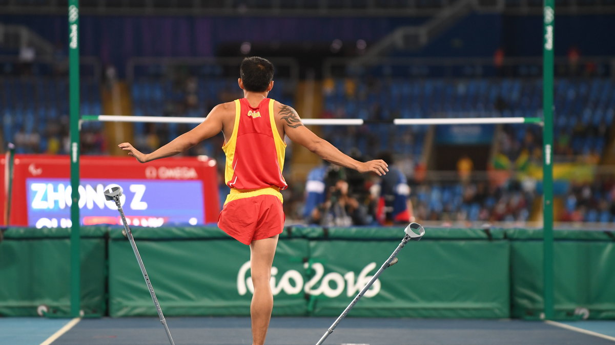 Chiński lekkoatleta Zhiqiang Zhong