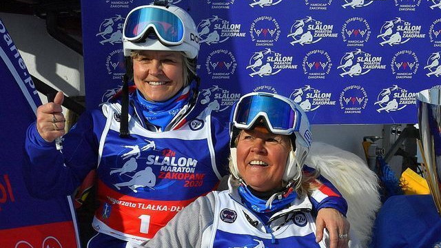 Małgorzata Tlałka-Długosz i Dorota Tlałka-Mogore podczas charytatywnego dwunastogodzinnego slalomu w Zakopanem