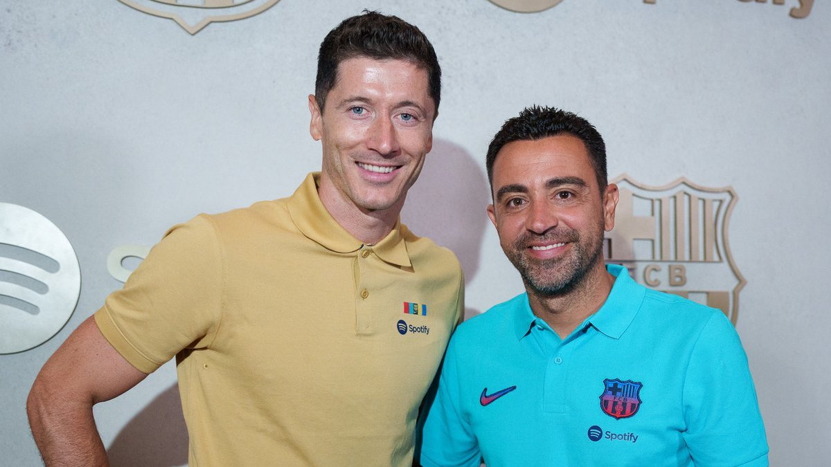 Robert Lewandowski i Xavi