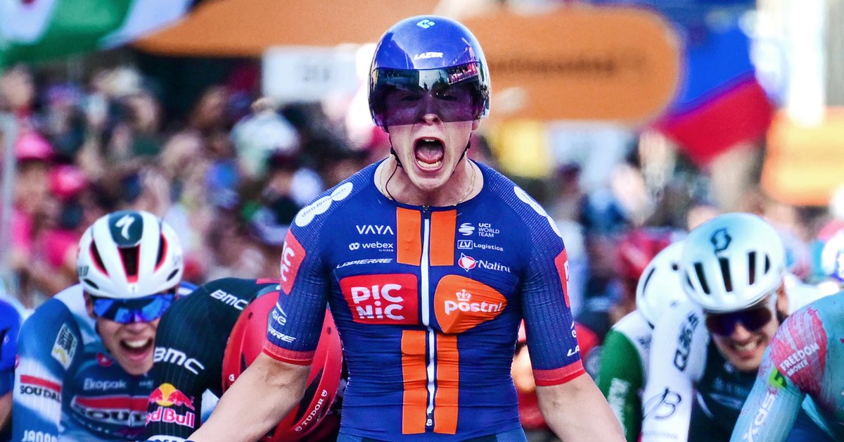 Debiutuje w Giro d'Italia. I już wygrał etap!