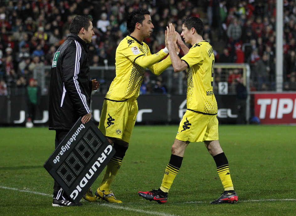 Lucas Barrios, Robert Lewandowski