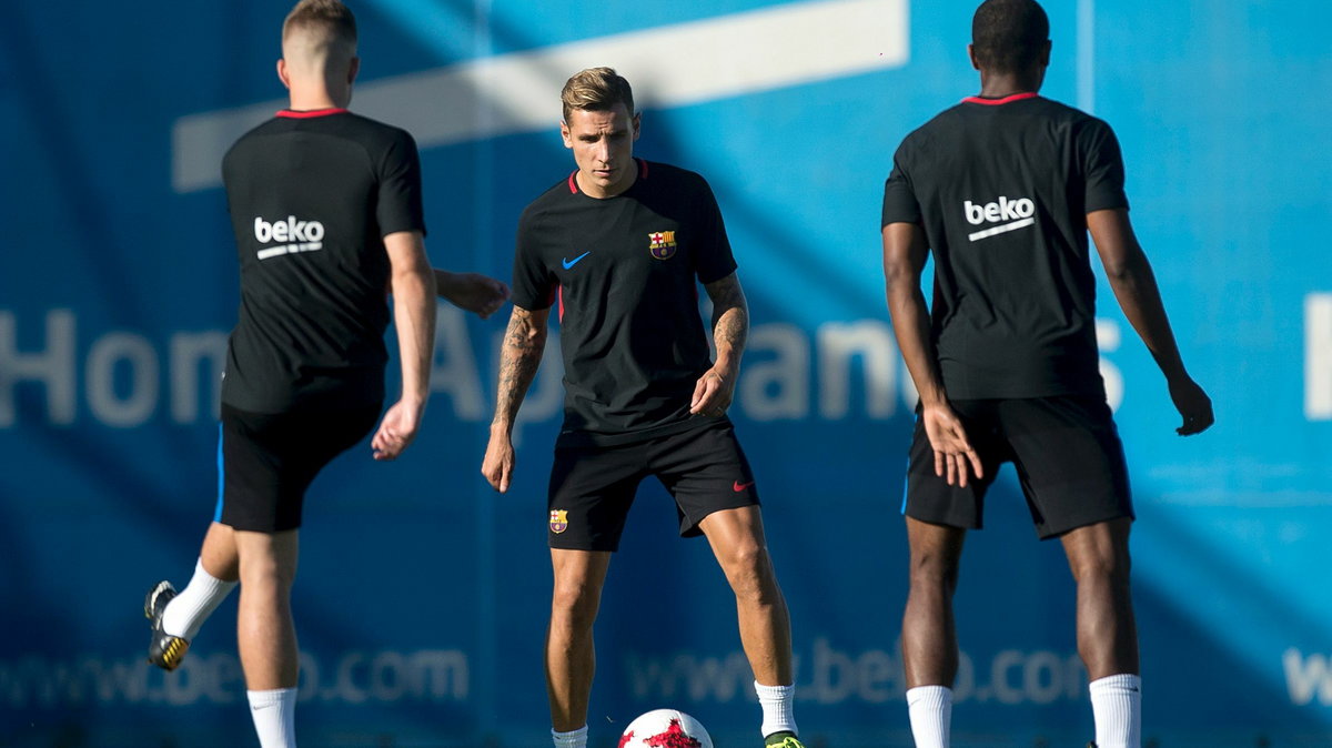 Lucas Digne (C)