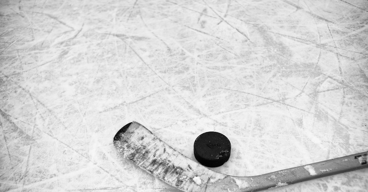 Łyżwa przecięła szyję hokeisty. Brytyjska prokuratura podjęła decyzję