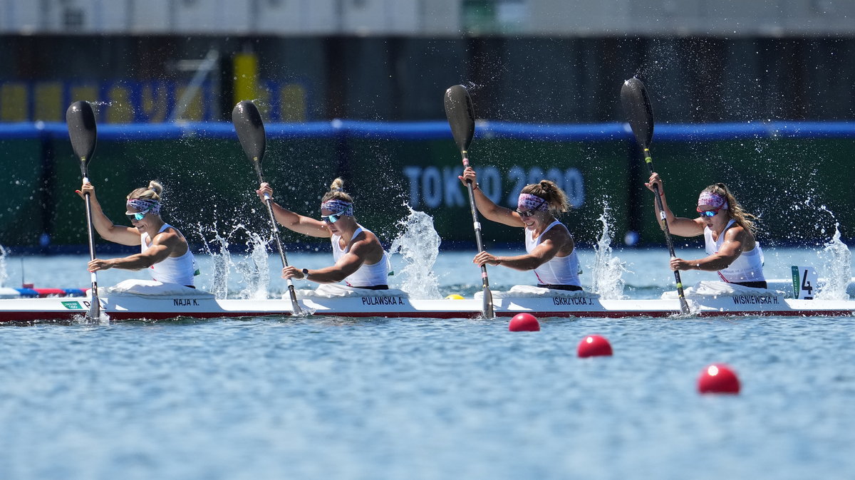 Karolina Naja, Anna Puławska, Justyna Iskrzycka, Helena Wiśniewska