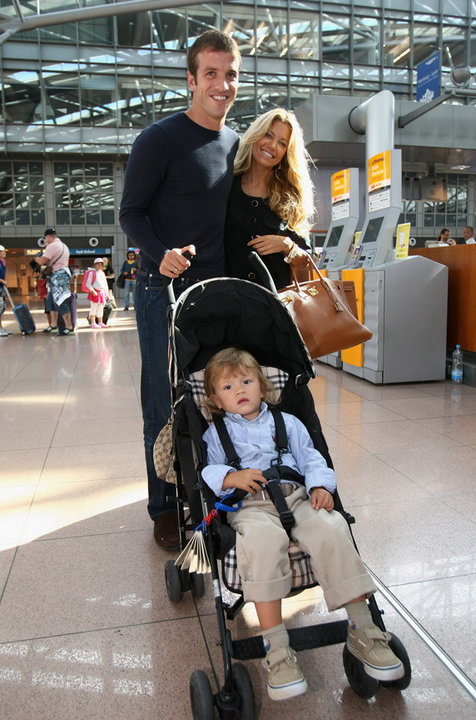 Sylvie Meis i Rafael van der Vaart z synem w 2008 r.