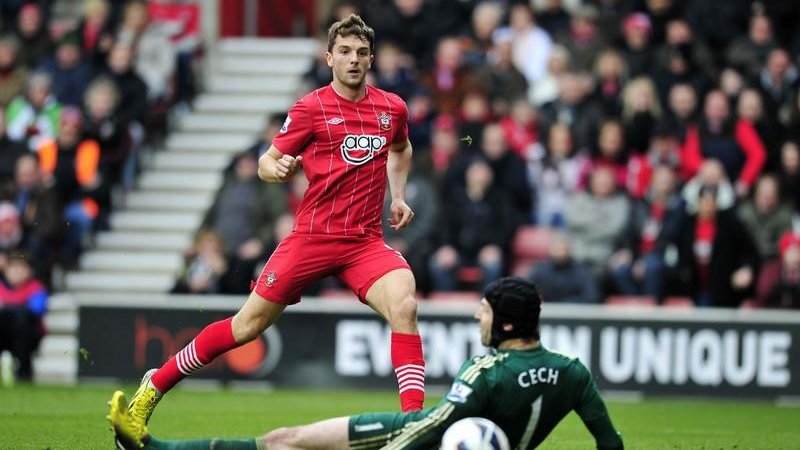 Jay Rodriguez strzela gola w meczu Southampton - Chelsea 