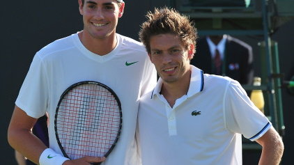 John Isner (z lewej) i Nicolas Mahut