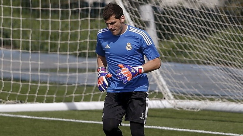 Iker Casillas powoli żegna się z Madrytem?, fot. Andrea Comas / Reuters