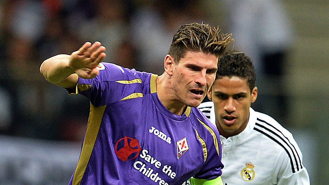 Mario Gomez (z lewej) 