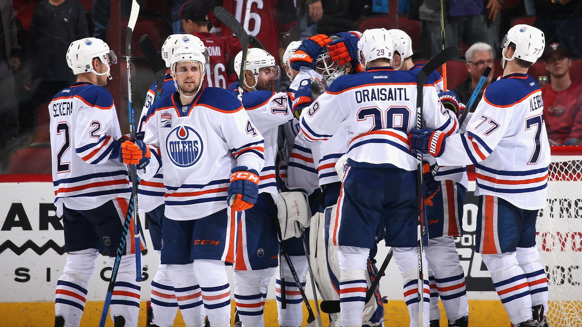 Edmonton Oilers v Arizona Coyotes