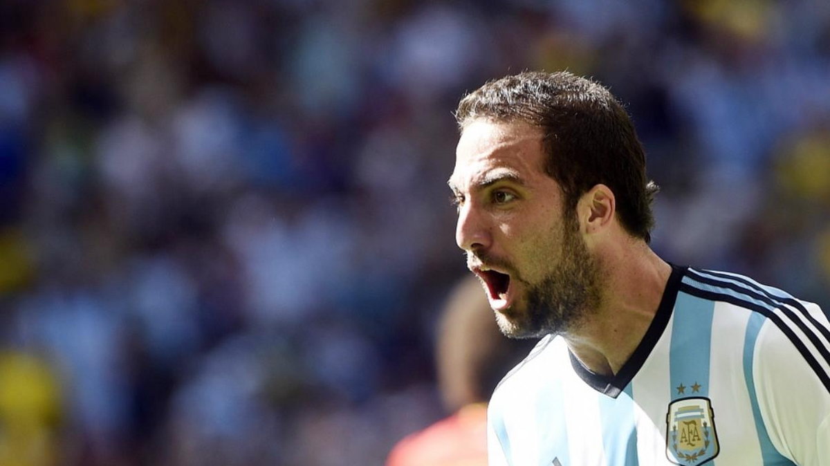 Genialna reakcja Higuaina! Zobacz bramkę Argentyny