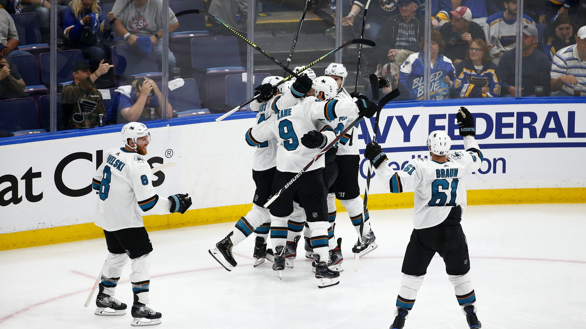 Radość hokeistów San Jose Sharks