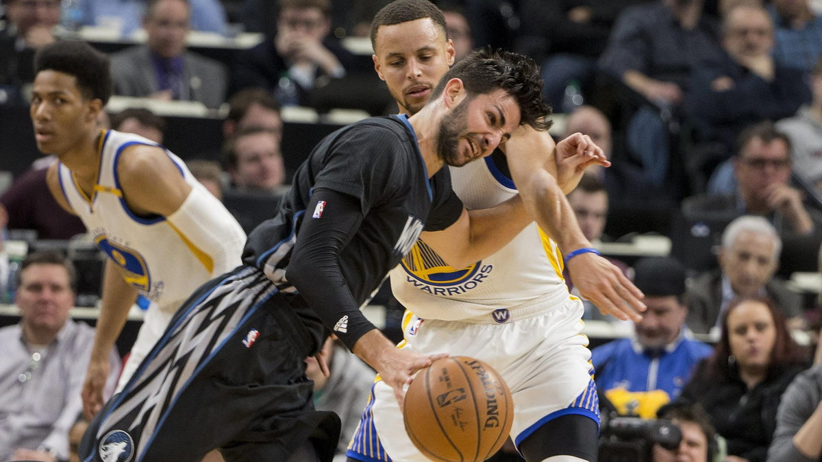 NBA: Golden State Warriors at Minnesota Timberwolves