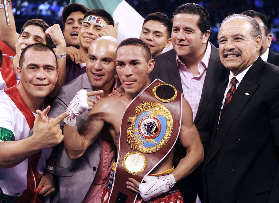 Juan Francisco Estrada posiada pasy WBC i The Ring w walce supermuszej. Do kolejki dołoży też tytuł WBA (Super)?